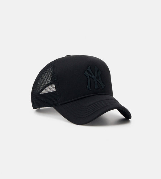 Gorra MLB New York Yankees ’47 OFFSIDE  - Negro